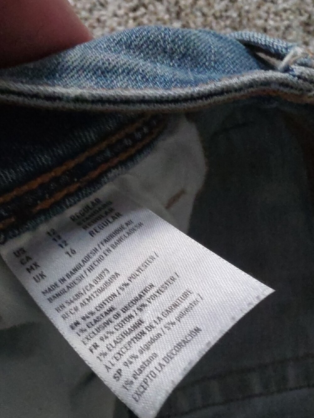 American Eagle Women's Flared Jeans - Picture 3 of 7